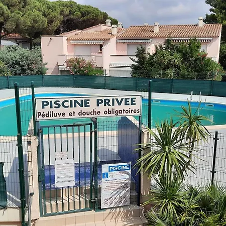 Апартаменты 2 Pieces Mezzanine Avec Piscine *