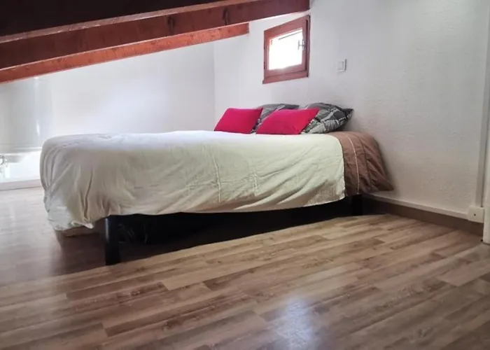 2 Pieces Mezzanine Avec Piscine Διαμέρισμα